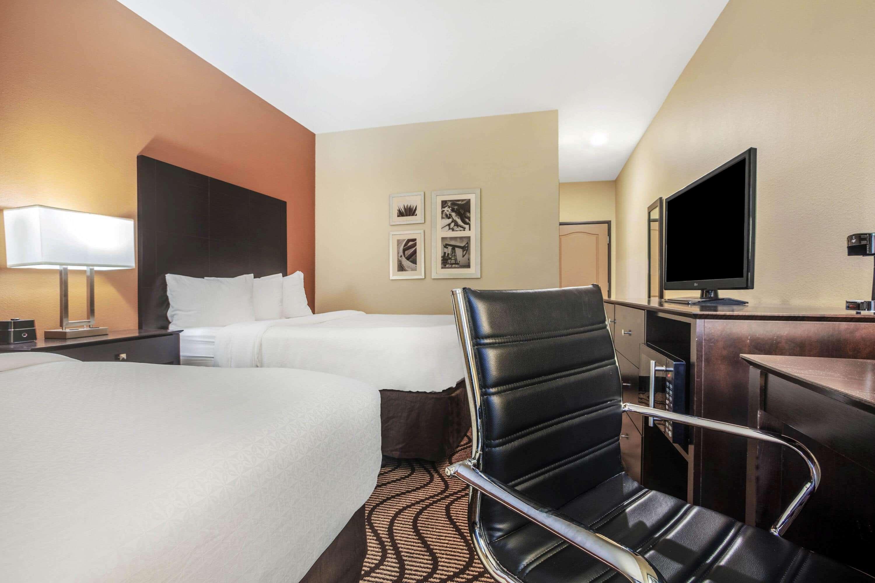 La Quinta By Wyndham Beeville Экстерьер фото